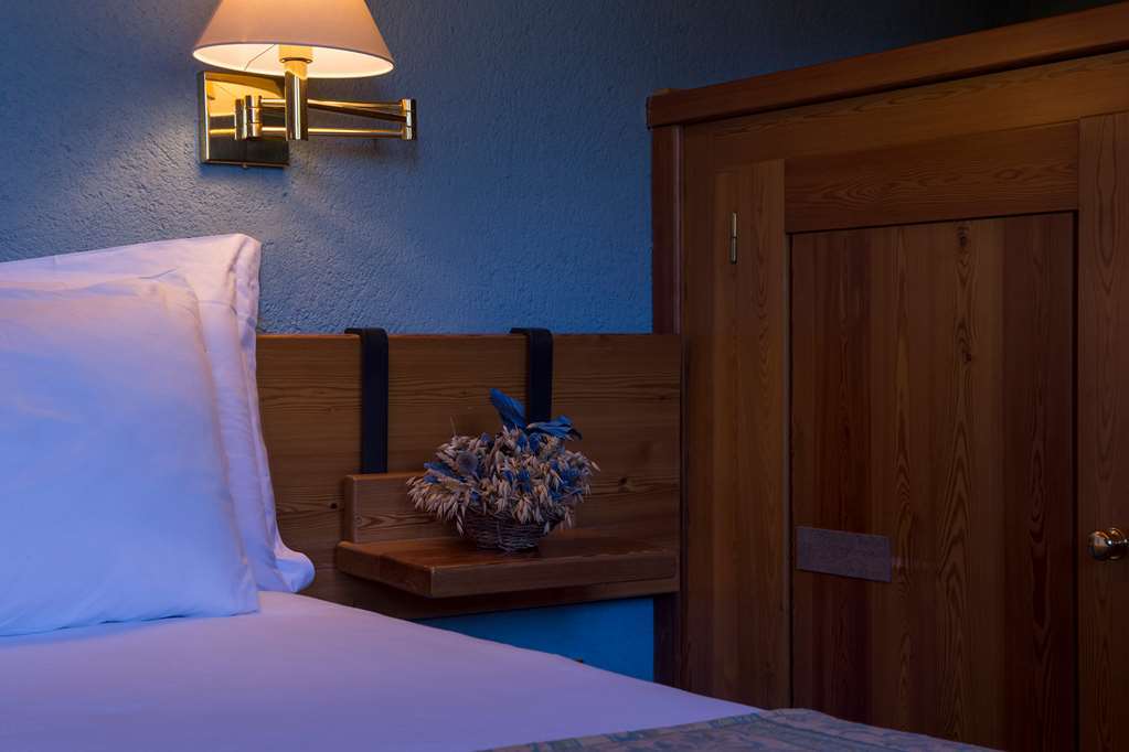 Eco Wellness Hotel Notre Maison Cogne Kamer foto