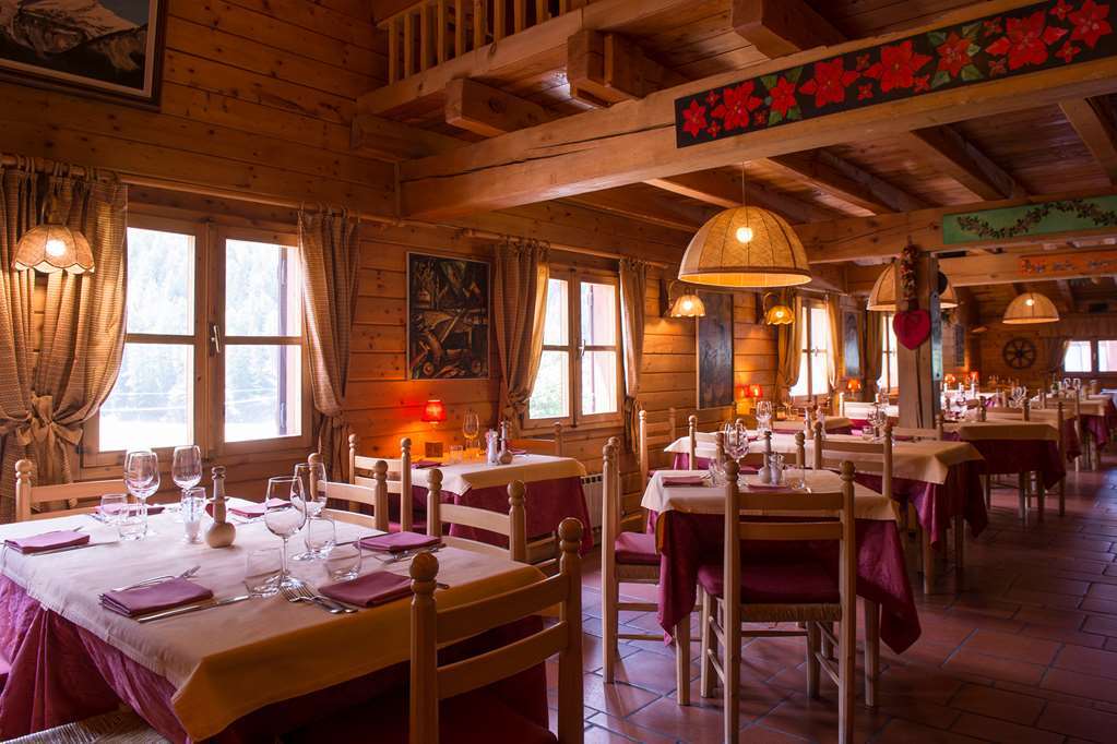 Eco Wellness Hotel Notre Maison Cogne Restaurant foto